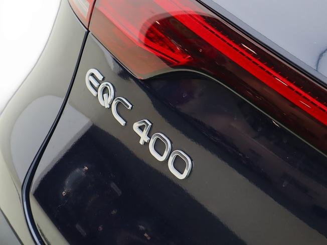 Mercedes-Benz EQC Photo 25