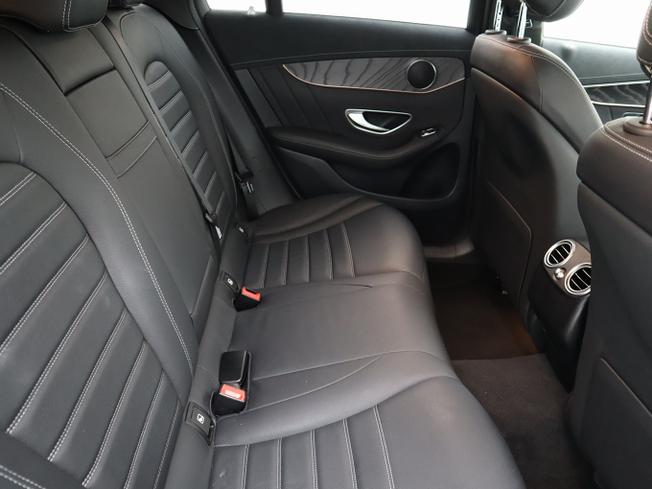 Mercedes-Benz EQC Photo 27