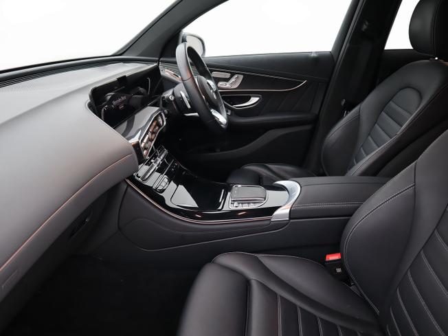Mercedes-Benz EQC Photo 3