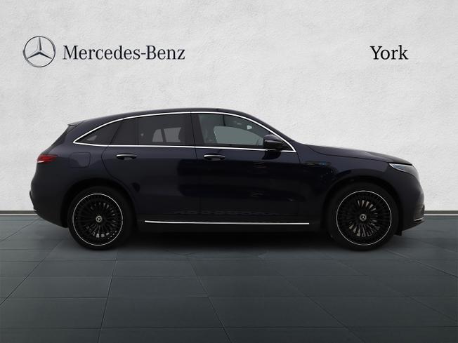 Mercedes-Benz EQC Photo 7