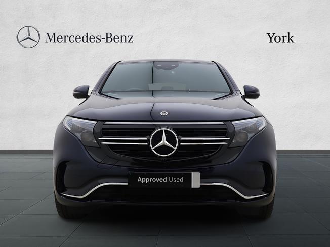 Mercedes-Benz EQC Photo 9