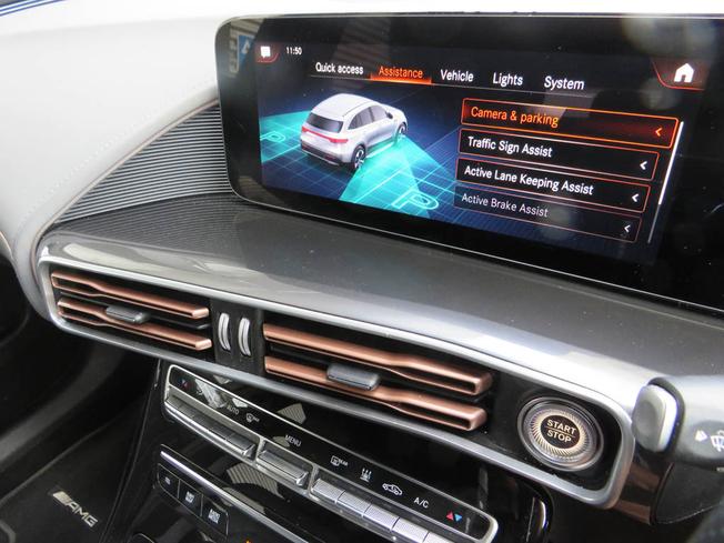 MERCEDES-BENZ EQC Photo 42
