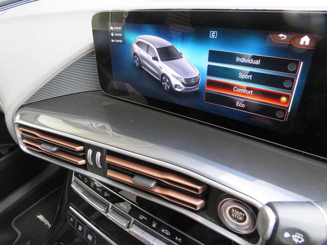 MERCEDES-BENZ EQC Photo 48