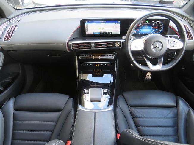 MERCEDES-BENZ EQC Photo 5