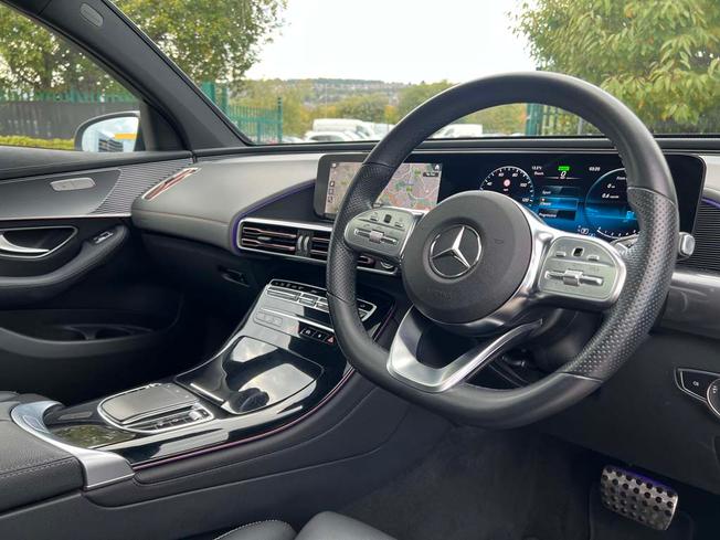 MERCEDES-BENZ EQC Photo 24