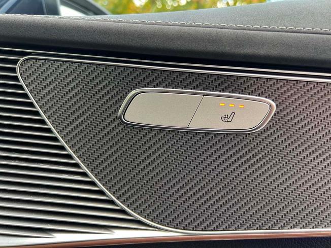 MERCEDES-BENZ EQC Photo 43