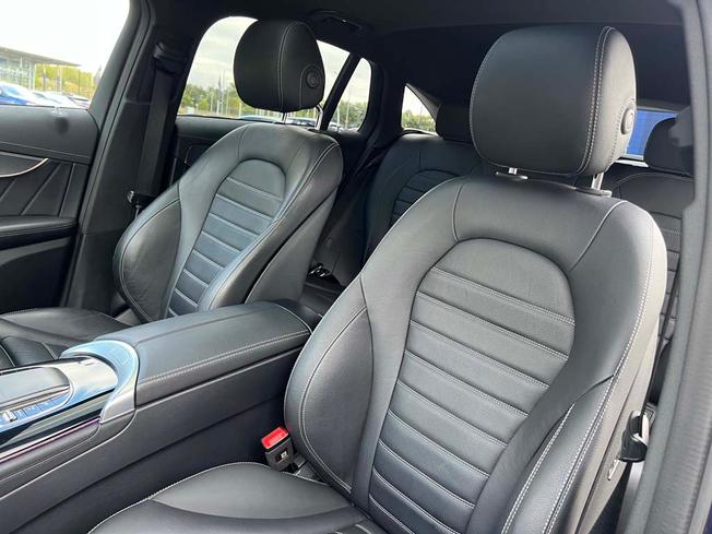 MERCEDES-BENZ EQC Photo 44
