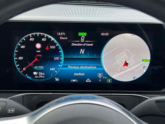 MERCEDES-BENZ EQC Photo 49