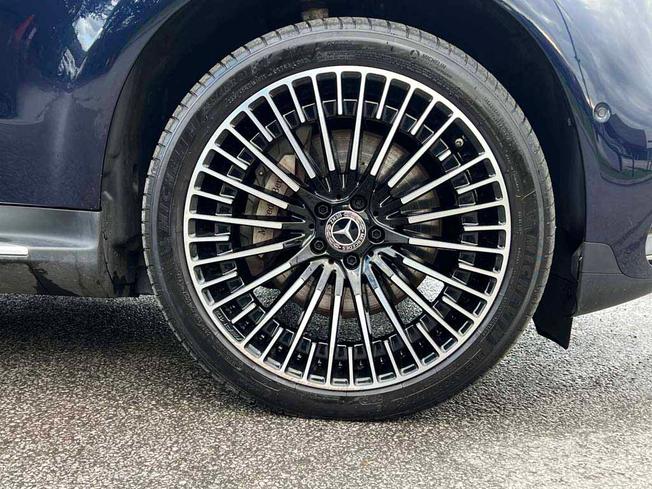 MERCEDES-BENZ EQC Photo 6