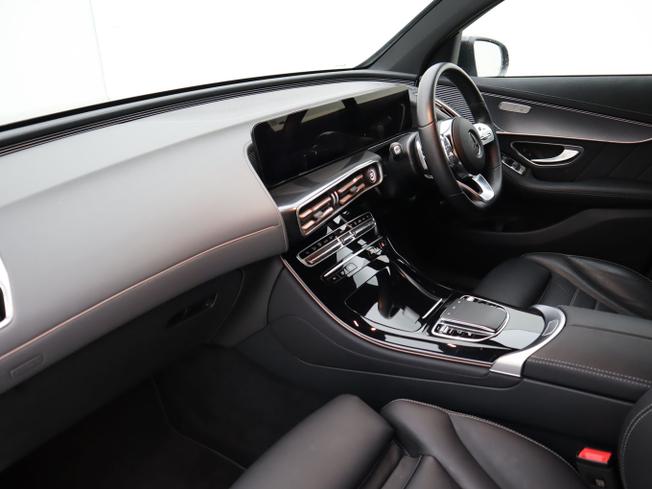 MERCEDES-BENZ EQC Photo 21
