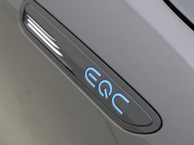 MERCEDES-BENZ EQC Photo 27