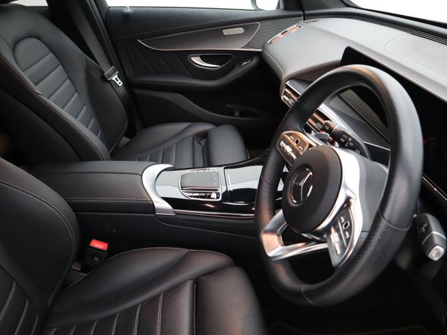 MERCEDES-BENZ EQC Photo 3