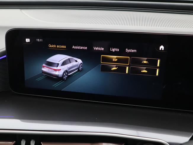MERCEDES-BENZ EQC Photo 38