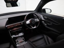 MERCEDES-BENZ EQC Photo 5