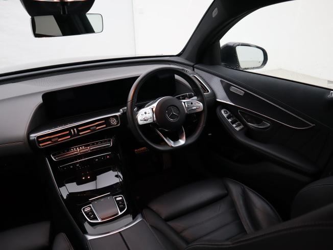 MERCEDES-BENZ EQC Photo 5