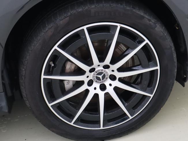 MERCEDES-BENZ EQC Photo 6