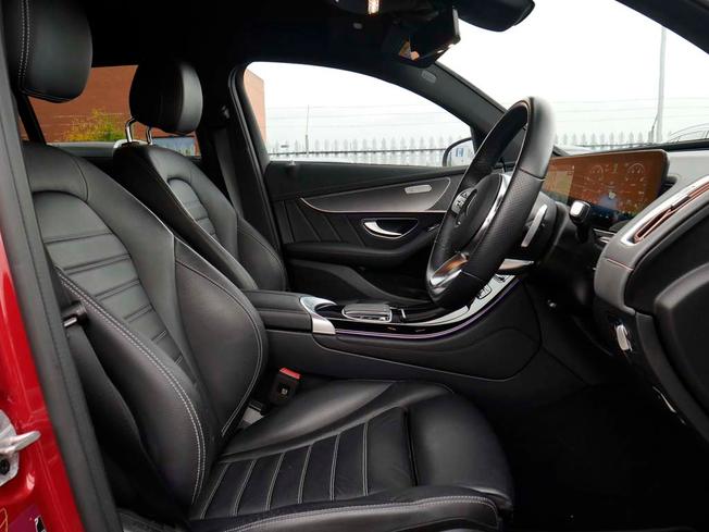 MERCEDES-BENZ EQC Photo 3