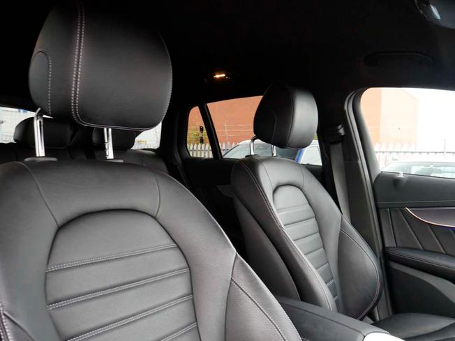 MERCEDES-BENZ EQC Photo 35