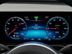 MERCEDES-BENZ EQC Photo 4