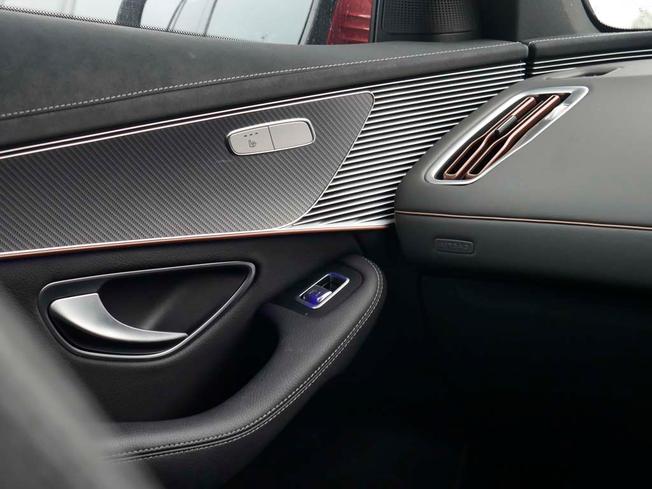 MERCEDES-BENZ EQC Photo 44