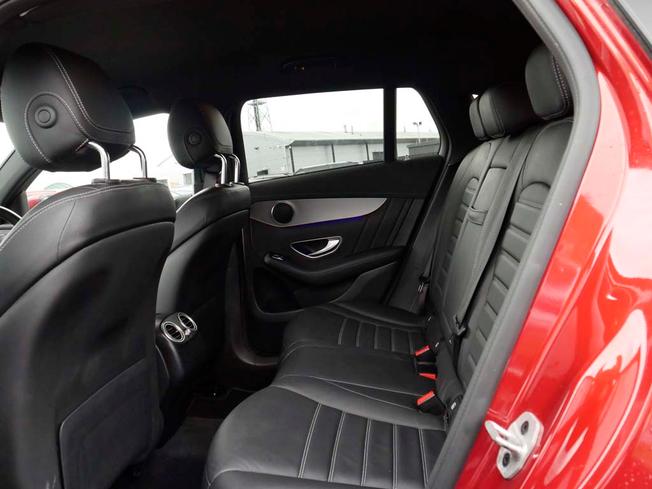 MERCEDES-BENZ EQC Photo 8