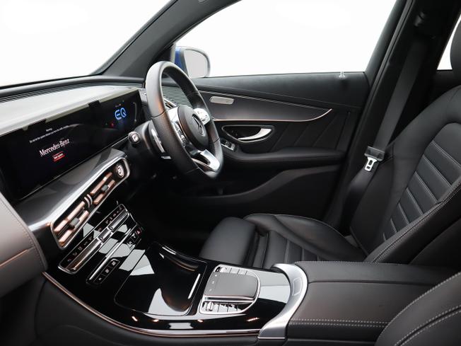 MERCEDES-BENZ EQC Photo 23
