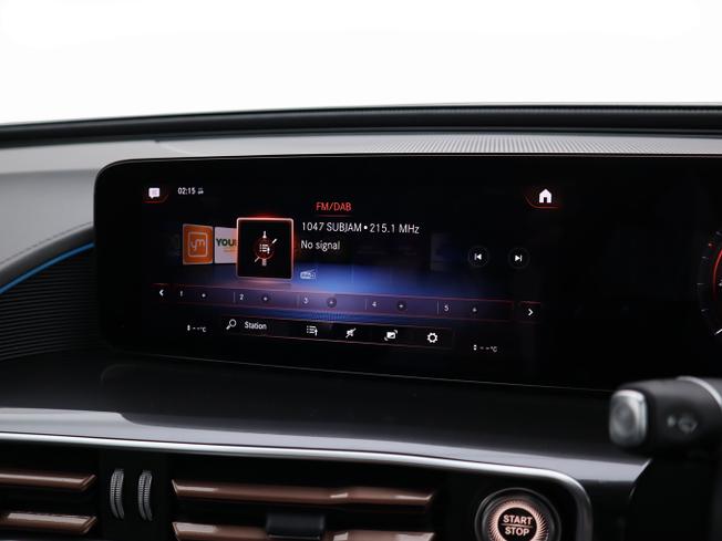 MERCEDES-BENZ EQC Photo 34