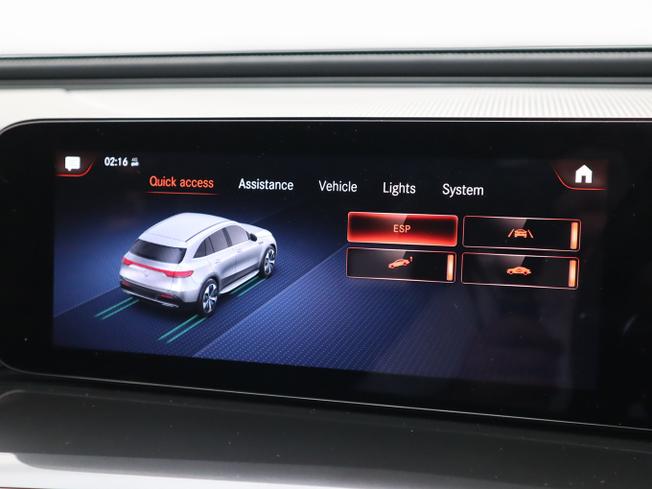 MERCEDES-BENZ EQC Photo 38