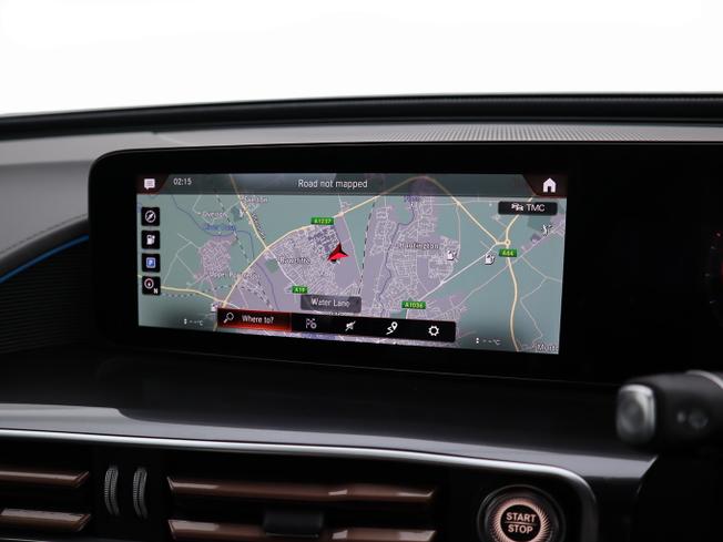 MERCEDES-BENZ EQC Photo 5