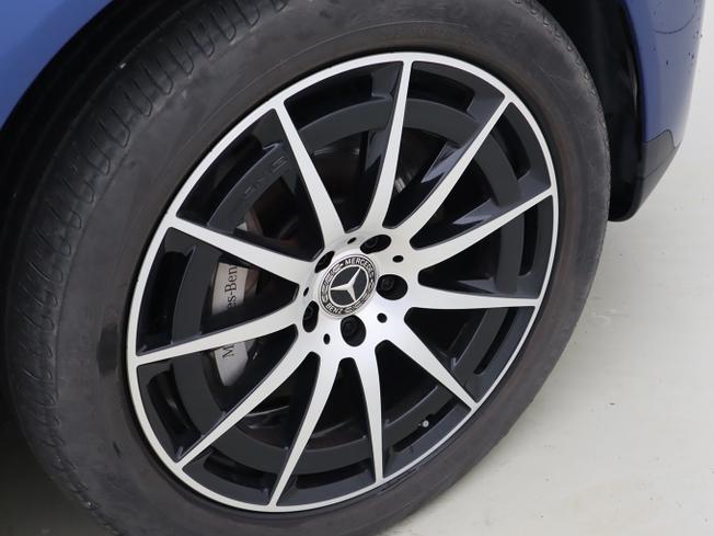 MERCEDES-BENZ EQC Photo 6
