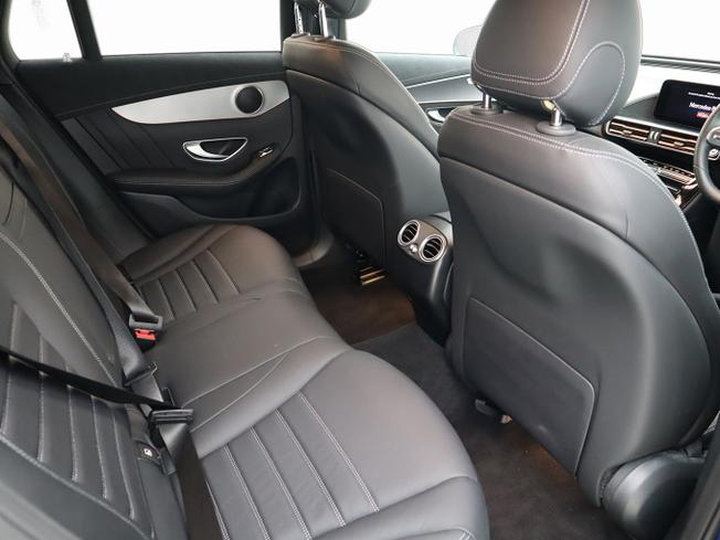 MERCEDES-BENZ EQC Photo 8