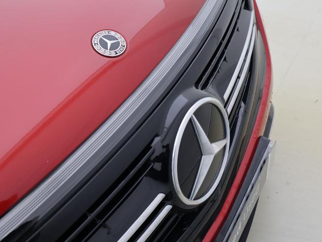MERCEDES-BENZ EQC Photo 17
