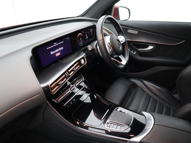 MERCEDES-BENZ EQC Photo 18