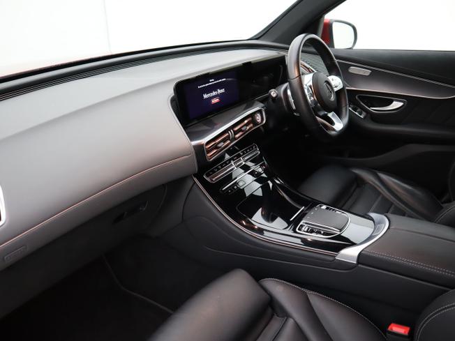 MERCEDES-BENZ EQC Photo 21
