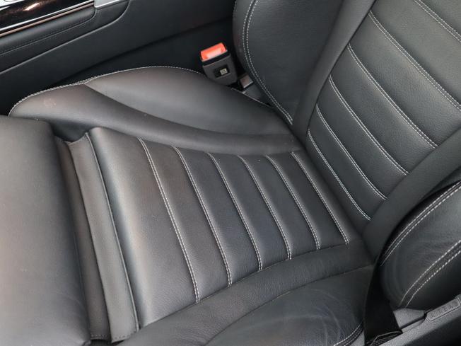 MERCEDES-BENZ EQC Photo 24