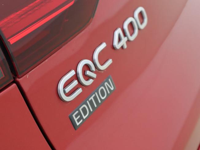 MERCEDES-BENZ EQC Photo 26