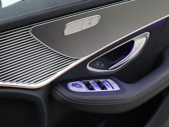 MERCEDES-BENZ EQC Photo 39