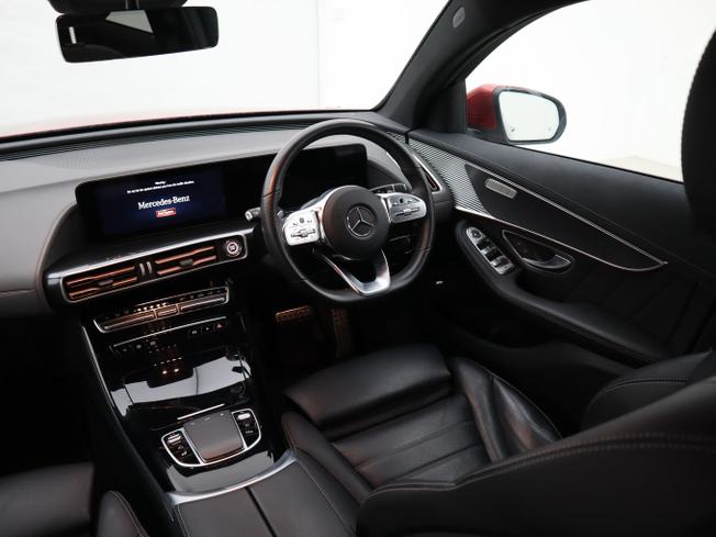 MERCEDES-BENZ EQC Photo 5