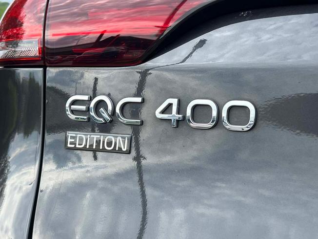 MERCEDES-BENZ EQC Photo 21