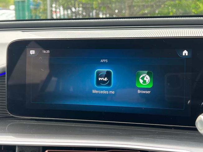 MERCEDES-BENZ EQC Photo 36