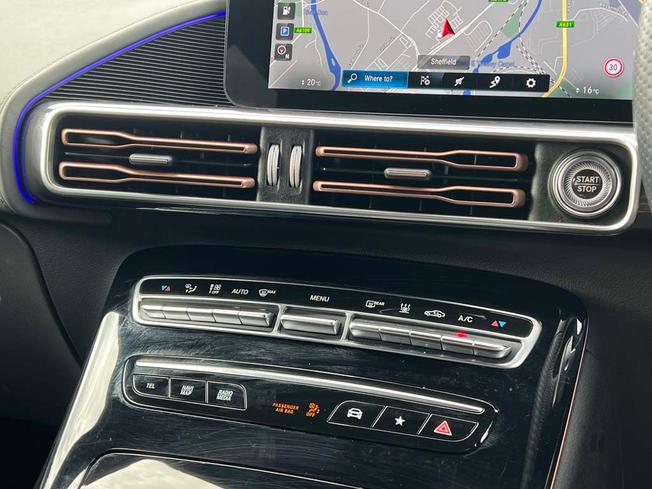 MERCEDES-BENZ EQC Photo 37