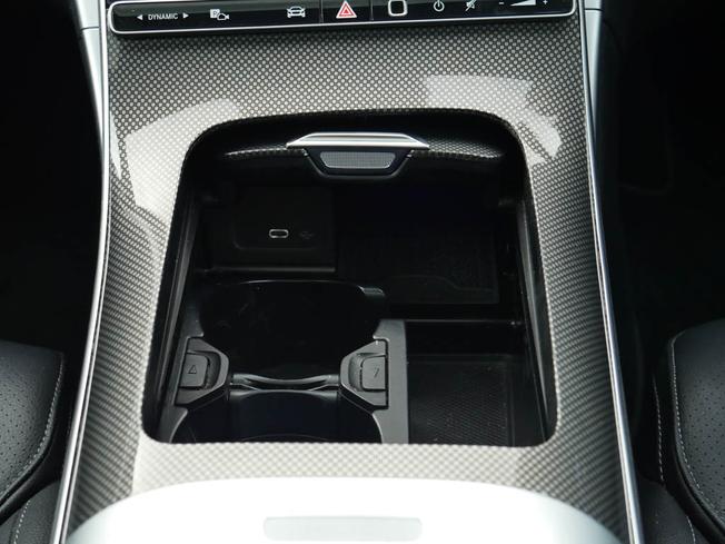 MERCEDES-BENZ C Class Photo 38