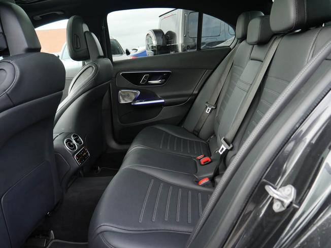 MERCEDES-BENZ C Class Photo 8