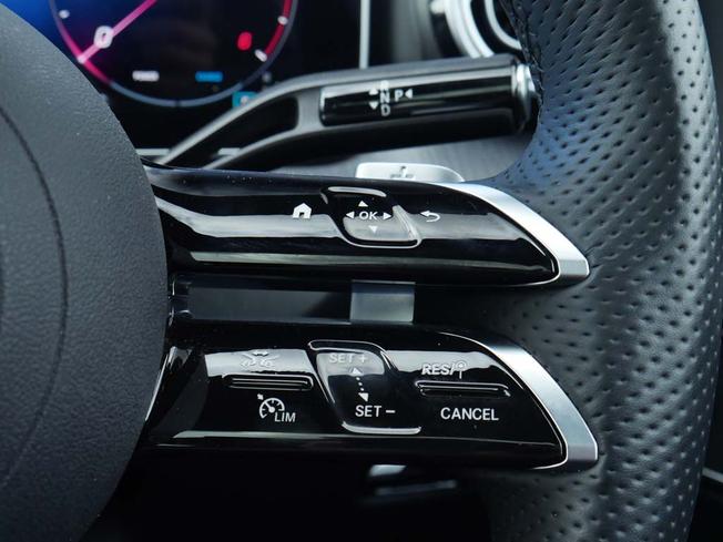 MERCEDES-BENZ C Class Photo 13