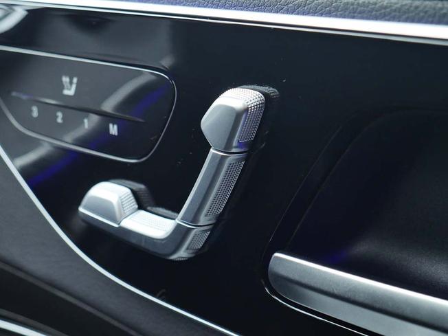 MERCEDES-BENZ C Class Photo 15