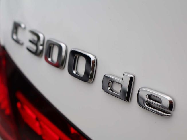 MERCEDES-BENZ C Class Photo 15