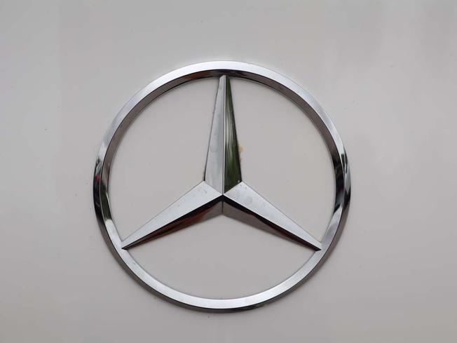 MERCEDES-BENZ C Class Photo 16