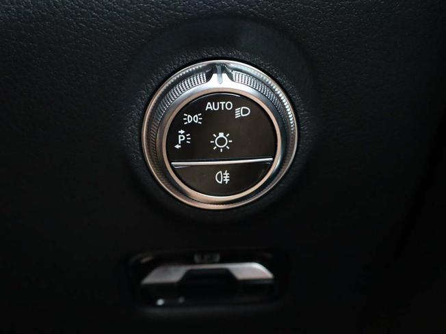 MERCEDES-BENZ C Class Photo 28