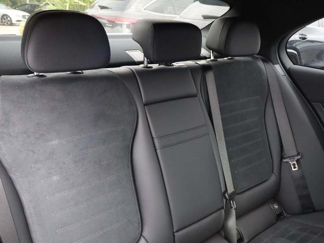 MERCEDES-BENZ C Class Photo 8