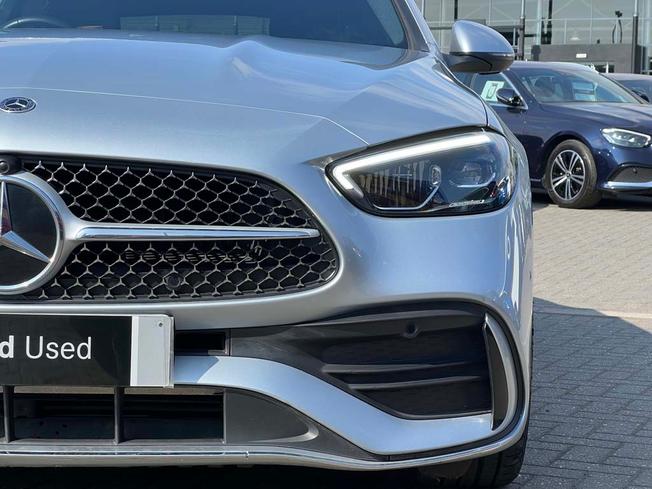 MERCEDES-BENZ C Class Photo 17